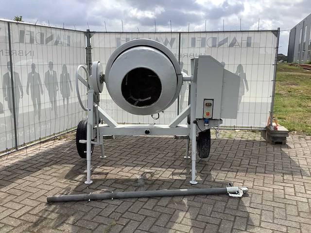 Silla - bb350 - professionele betonmolen - afbeelding 4 van  8