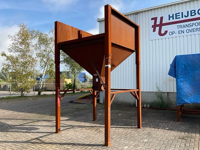 Silo-trechter - afbeelding 1 van  5