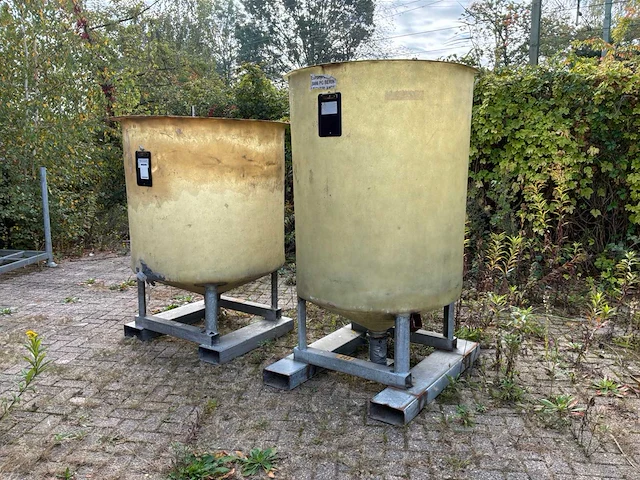 Silo - afbeelding 1 van  6