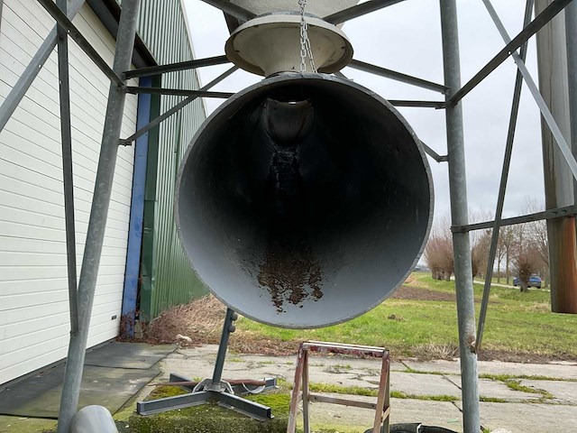 Silo - afbeelding 7 van  8