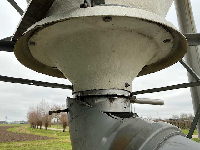 Silo - afbeelding 8 van  8