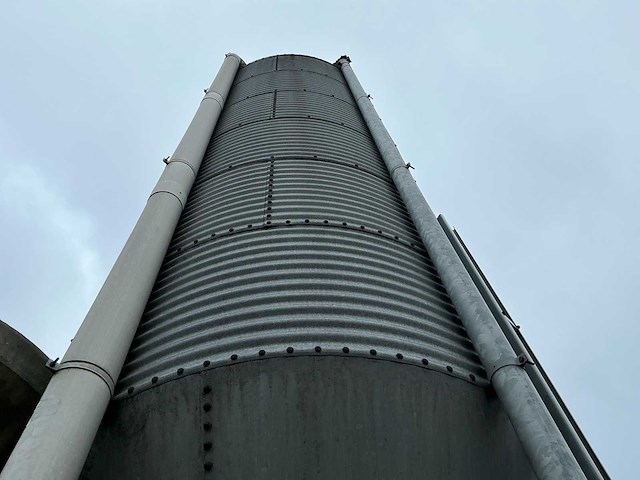 Silo - afbeelding 4 van  9