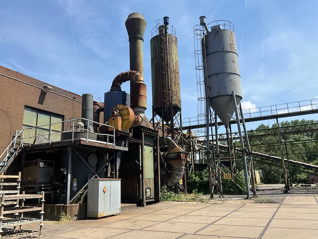 Silo - afbeelding 1 van  7