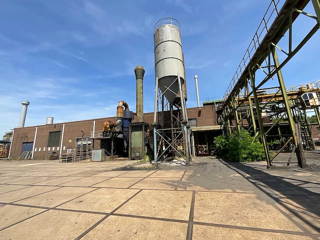 Silo - afbeelding 3 van  7