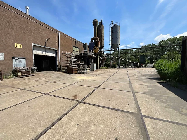 Silo - afbeelding 5 van  7