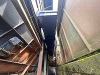 Silo - afbeelding 22 van  23