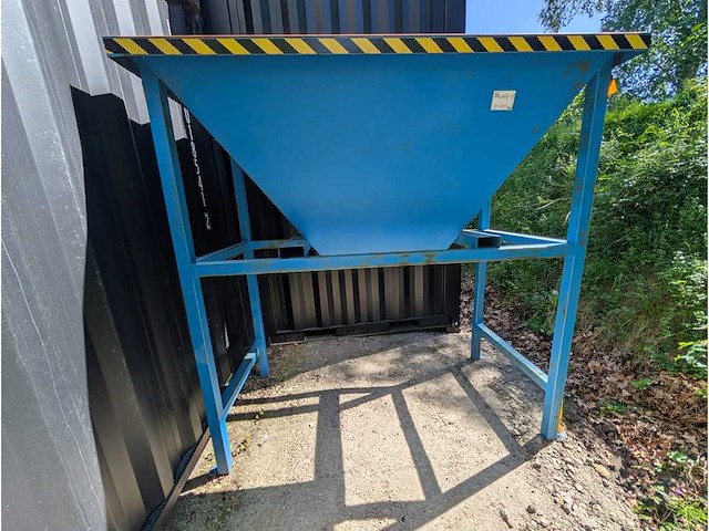 Silocontainer vultrechter met 4 ophanghaken opslagcontainer - afbeelding 1 van  24