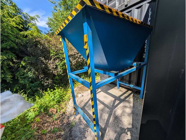 Silocontainer vultrechter met 4 ophanghaken opslagcontainer - afbeelding 12 van  24