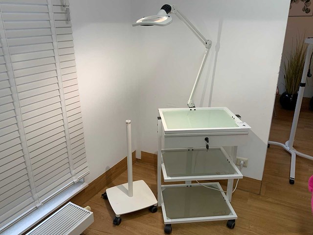 Silver fox, luxo werktafel en loeplamp - afbeelding 2 van  8