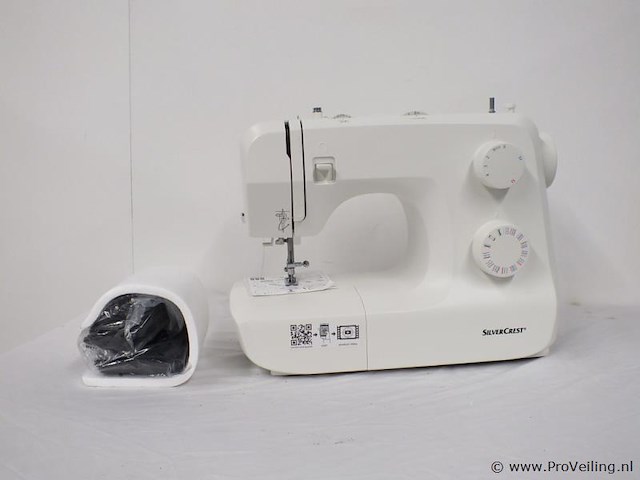 Silvercres naaimachine - afbeelding 2 van  3