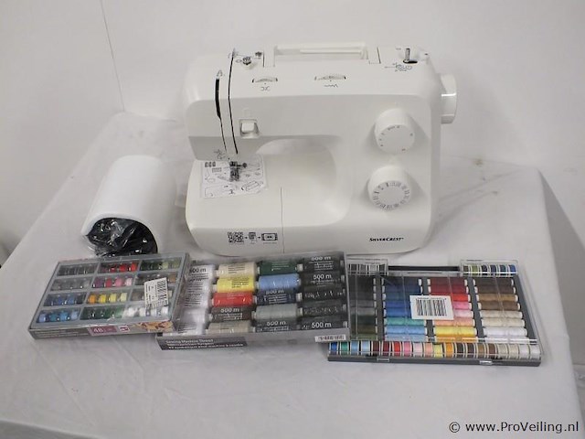 Silvercres naaimachine - afbeelding 1 van  2