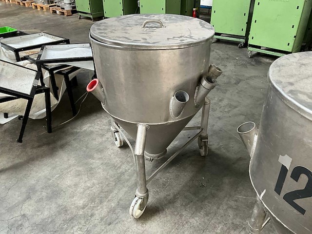 Simar fördertecknik mobiele trechter / materiaalverdeler - afbeelding 1 van  2