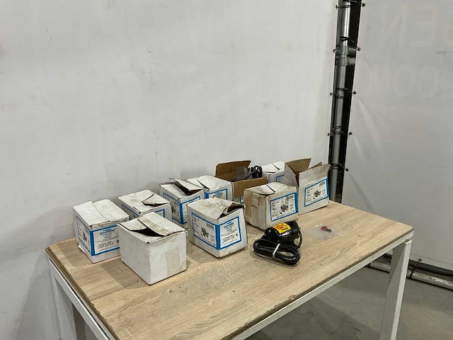 Simer - mini vac pump - waterpomp (10x) - afbeelding 7 van  8