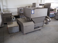 Simo - afbeelding 1 van  17