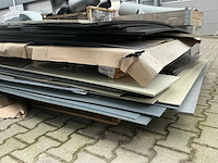 Simona partij kunststof plaatmateriaal - afbeelding 2 van  4