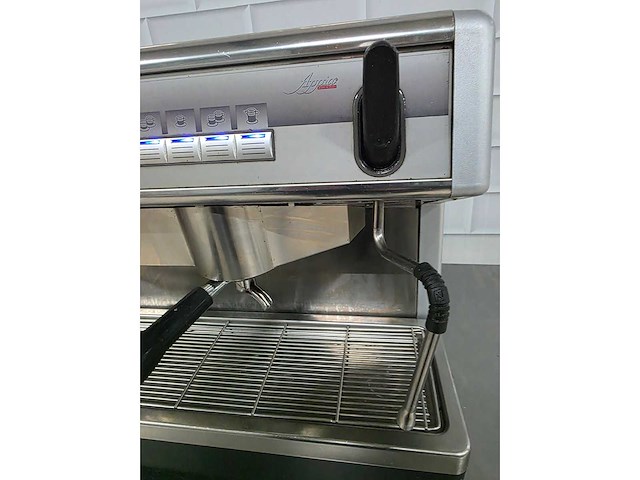 Simonelli - nuova - 2 groeps -rvs- espressomachine - afbeelding 8 van  9