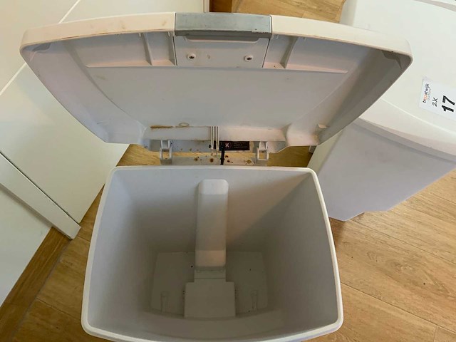 Simplehuman afvalemmer & prullenbak (2x) - afbeelding 7 van  7