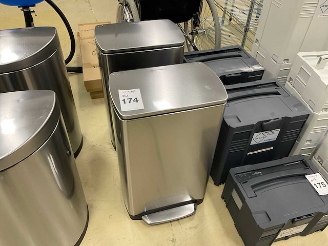 Simplehuman afvalemmers (2x) - afbeelding 1 van  3