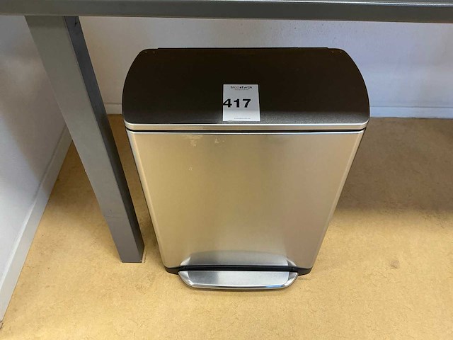 Simplehuman pedaalemmer - afbeelding 1 van  4