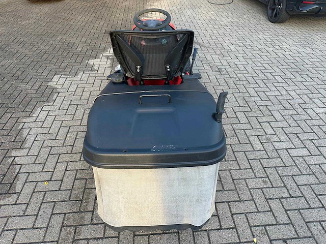 Simplicity - 2017 - zitmaaier - afbeelding 4 van  4