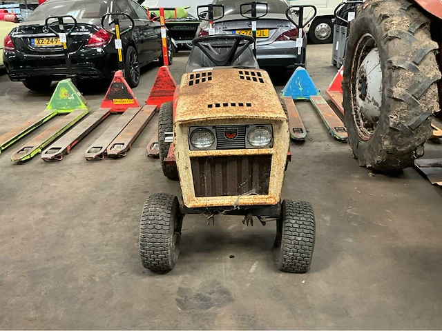 Simplicity 6216 minitractor - afbeelding 8 van  15