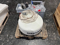 Simrad radar en bootonderdelen - afbeelding 1 van  2