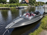 Sims super v – evinrude 70 pk – no reserve