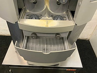 Sinaasappelpers machine - afbeelding 3 van  16