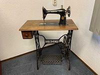 Singer 66 nostalgische naaimachine