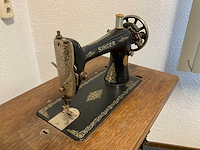 Singer 66 nostalgische naaimachine - afbeelding 3 van  6