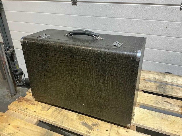 Singer naaimachine - afbeelding 3 van  11