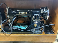 Singer naaimachine - afbeelding 1 van  11