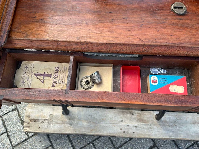 Singer naaimachine - afbeelding 3 van  14