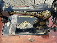 Singer naaimachine - afbeelding 13 van  14