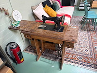 Singer naaimachine - afbeelding 1 van  4