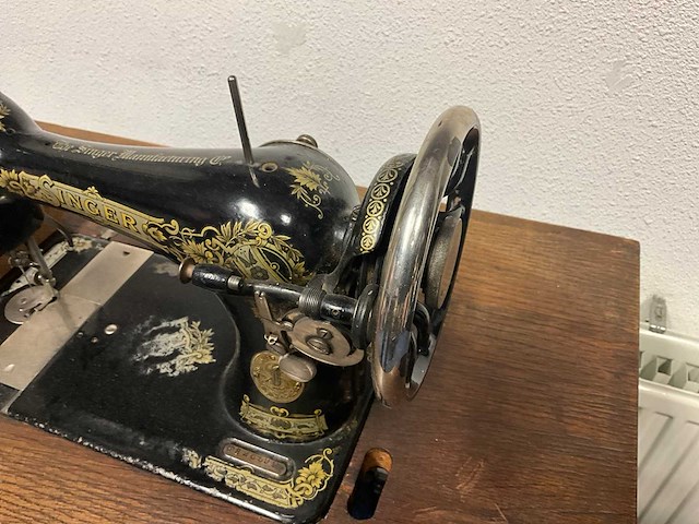 Singer nostalgische naaimachine - afbeelding 5 van  9
