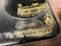 Singer nostalgische naaimachine - afbeelding 7 van  9