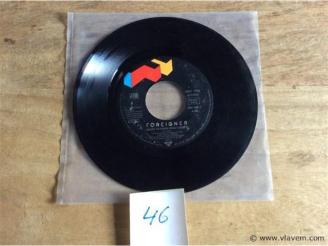 Single foreigner - afbeelding 1 van  2