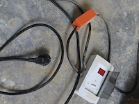 Single phase vibrator kraft&dele model kd1821 met schakelaar en variabel toerental. - afbeelding 2 van  4