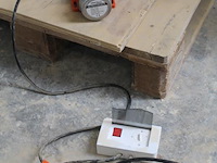 Single phase vibrator kraft&dele model kd1821 met schakelaar en variabel toerental. - afbeelding 4 van  4