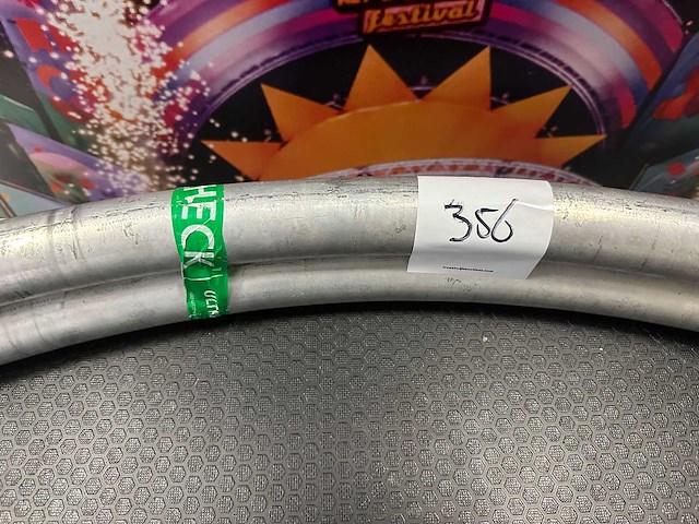 Single tube cirkel zilver zonder koppeling 2 delen 1.65m - afbeelding 1 van  2