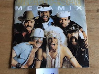 Single village people - afbeelding 1 van  2