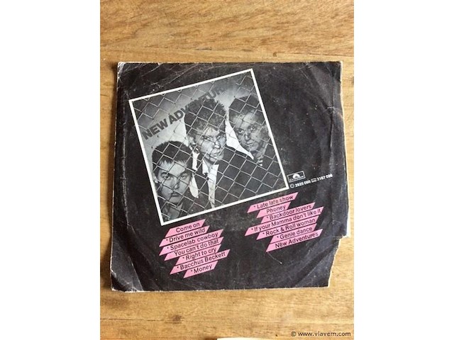 Singles new adventures - afbeelding 2 van  2