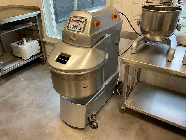 Sinmag 50-t spiraalkneder - afbeelding 2 van  3