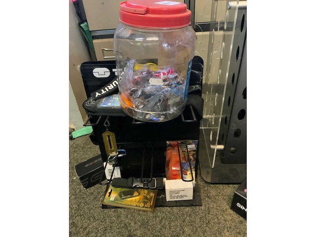 Sinner rek met brillen - afbeelding 7 van  7