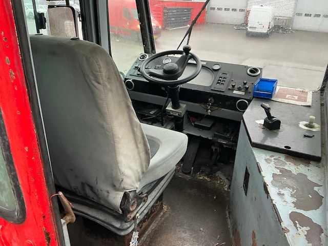 Sinotruck zz5371vdmc32100 industriële trekker (74024-2) - afbeelding 7 van  22