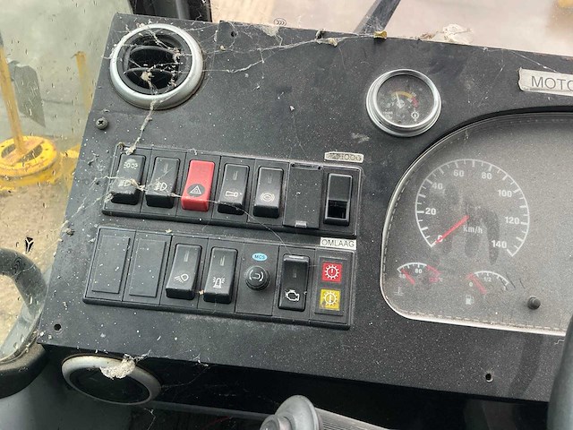 Sinotruck zz5371vdmc32100 industriële trekker (74024-2) - afbeelding 13 van  22