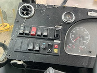 Sinotruck zz5371vdmc32100 industriële trekker (74024-2) - afbeelding 13 van  22