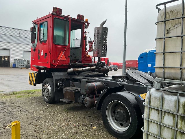 Sinotruck zz5371vdmc32100 industriële trekker (74024-2) - afbeelding 18 van  22