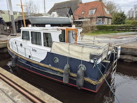Sint jozef - linssen - motorjacht - afbeelding 1 van  2
